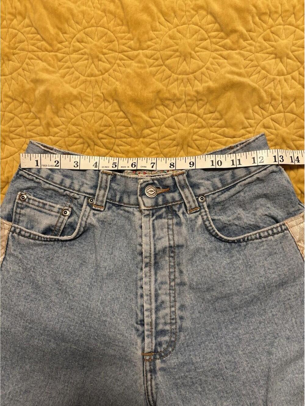Chico’s RARE Vintage 90s Women's Blue Denim Shorts Paisley Jorts Size 2 - Picture 9 of 9